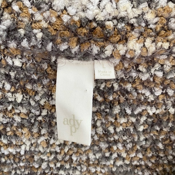 Vici Fuzzy Popcorn Sweater Cardigan - Picture 4 of 6